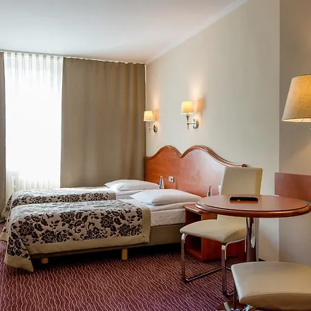 Krakus Hotel 3*