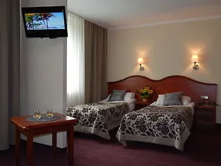 Krakus Hotel 3*