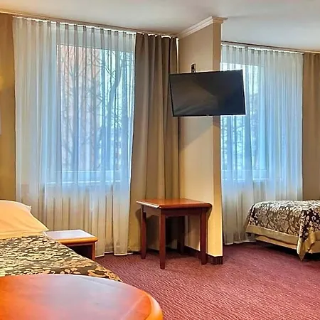 Krakus Hotel 3*