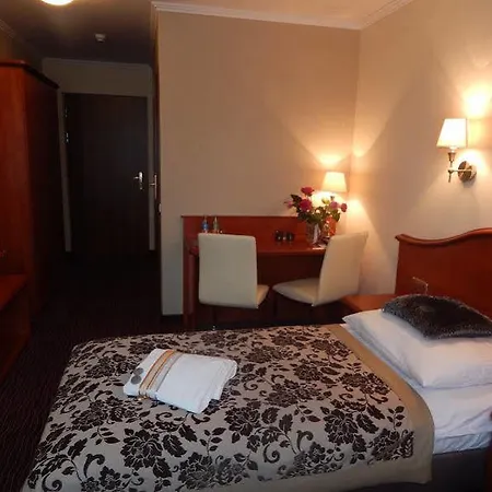 Krakus Hotel 3*