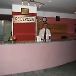 克拉库斯酒店 3*